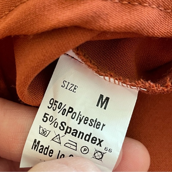 Womens medium size blouse - Picture 3 of 3